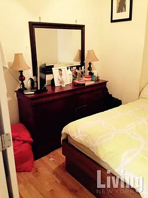 Rented by Living New York | media 37