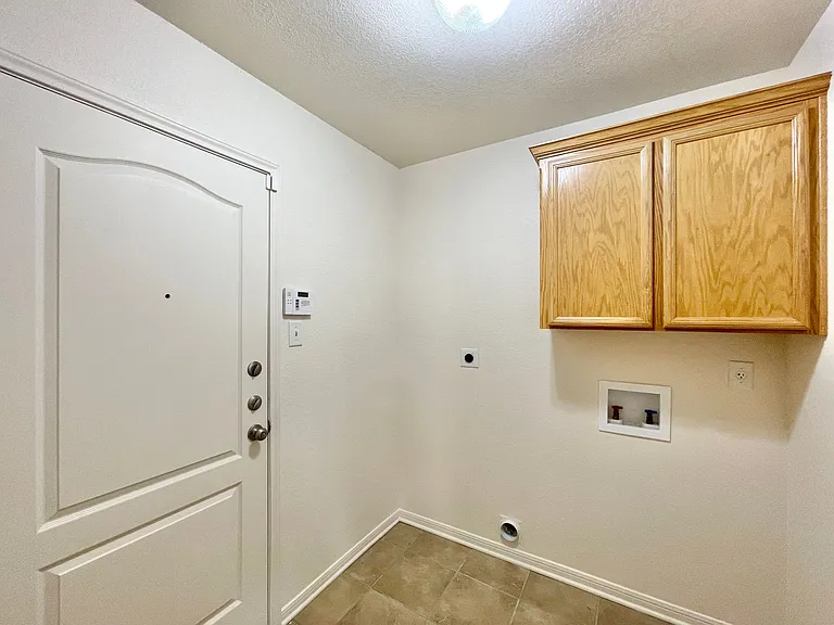 3709 Salt Fork Dr — Photo 17
