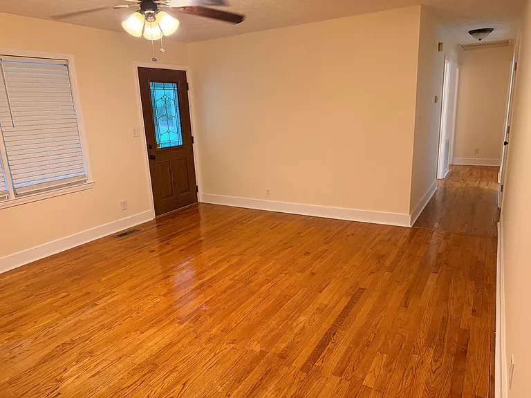 21 David Rd — Photo 31