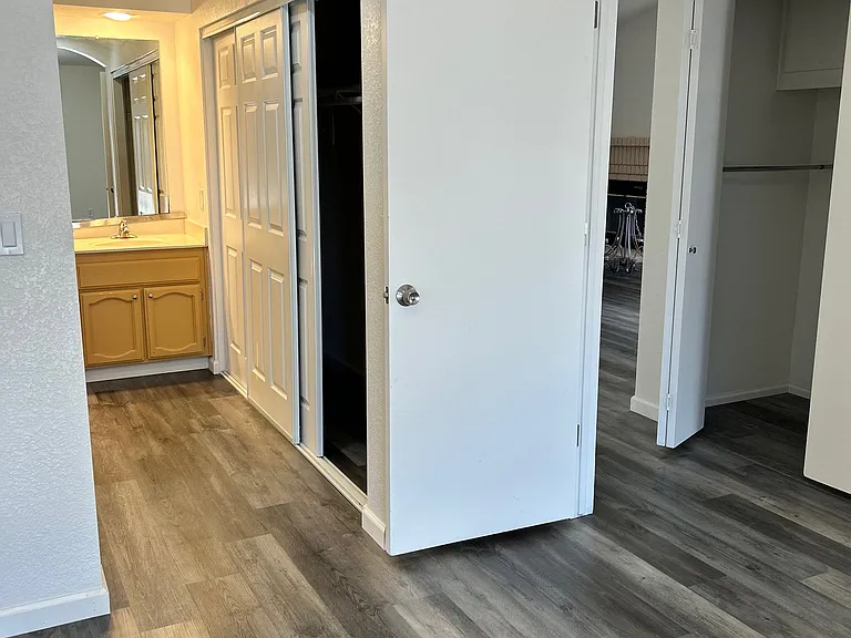 8164 Duncansby Ct — Photo 8