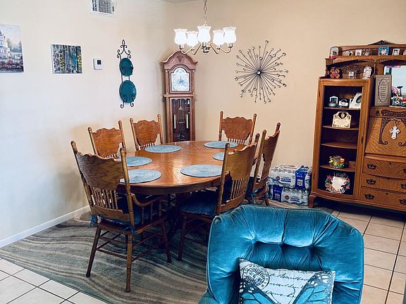 4th image of 915 Savannas Point Dr APT B