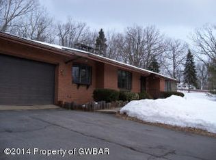 183 Hickory Rd, Bear Creek Township, PA 18702