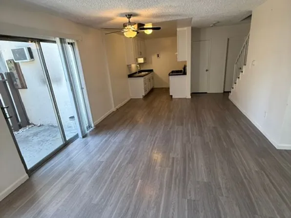 Bruck Bruck - 1011, 1011 W Angeleno Ave APT F, Burbank, CA 91506