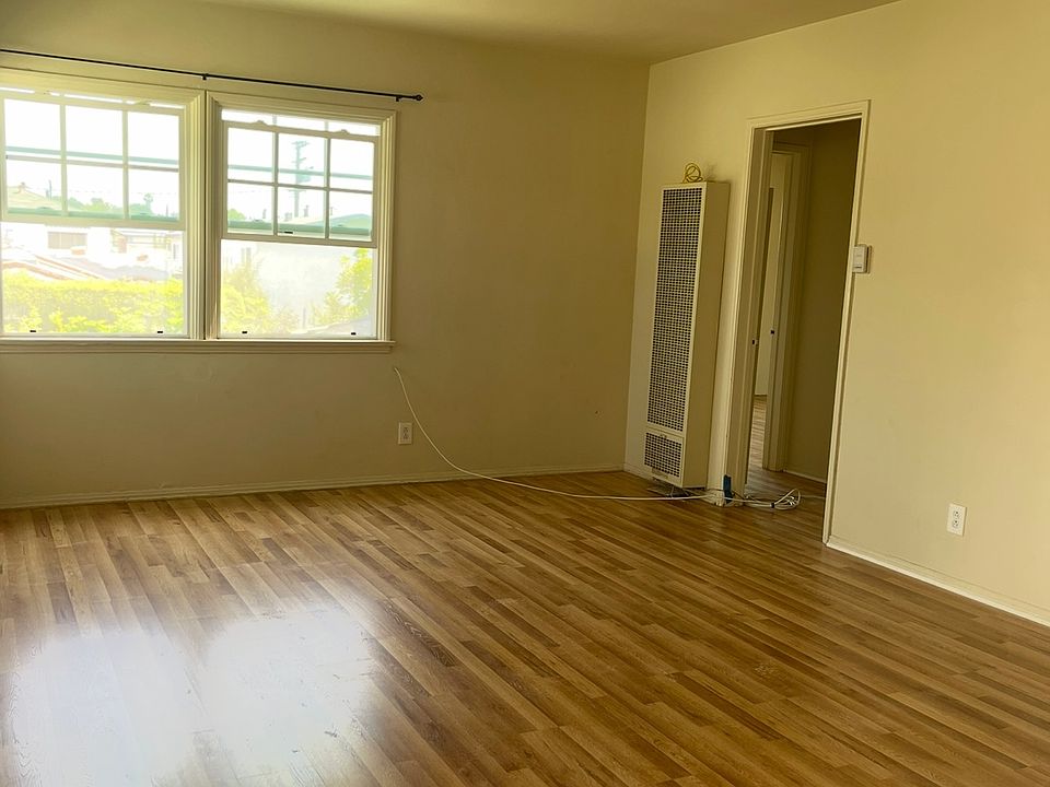 1st image of 1224 25th St #F