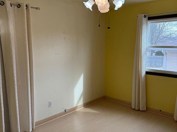 5th image of 4268 E 27th Ln