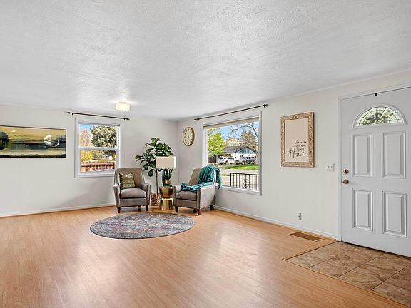 4th image of 1207 Wright Ave