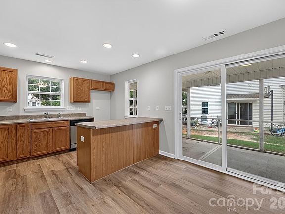 5th image of 159 Limerick Rd