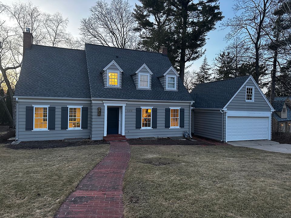 1st image of 3456 Crestwood Dr
