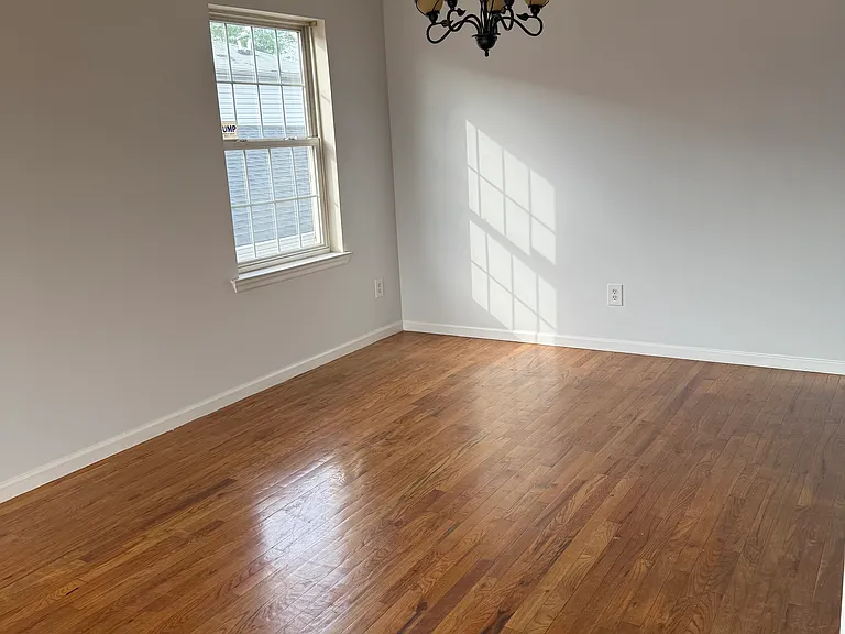 311 S Park St #2 — Photo 8