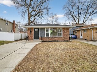 515 W 146th St, Dolton, IL 60419