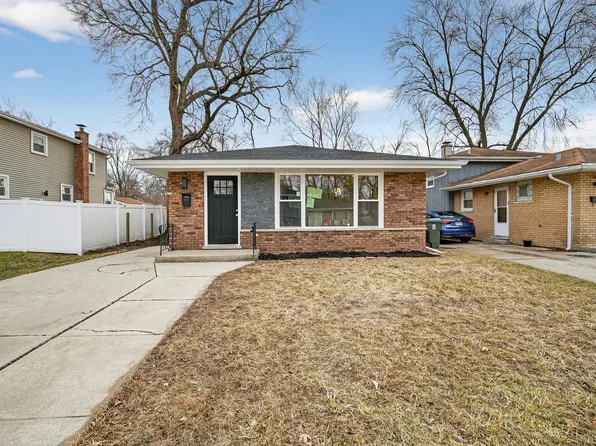 515 W 146th St, Dolton, IL 60419