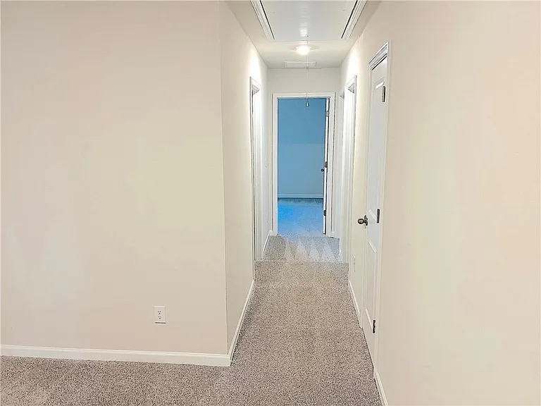 4141 Oakwood Terrace Ct — Photo 22