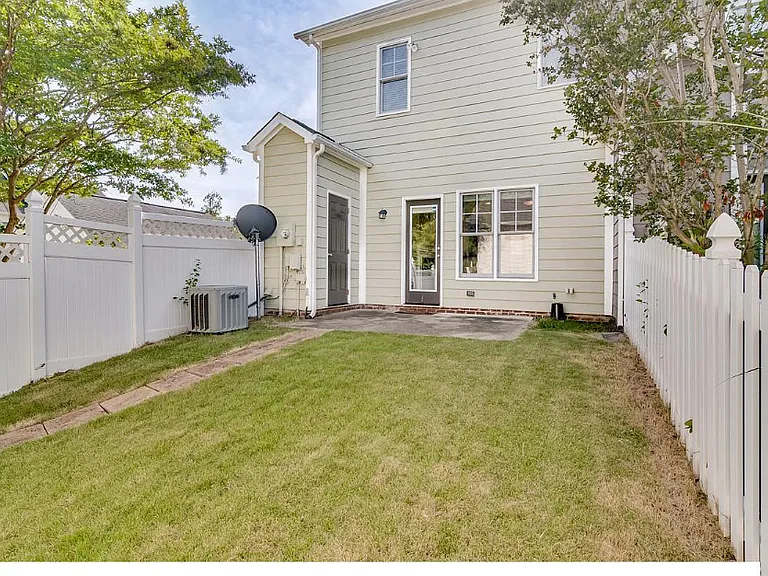 11030 David Stone Dr — Photo 6