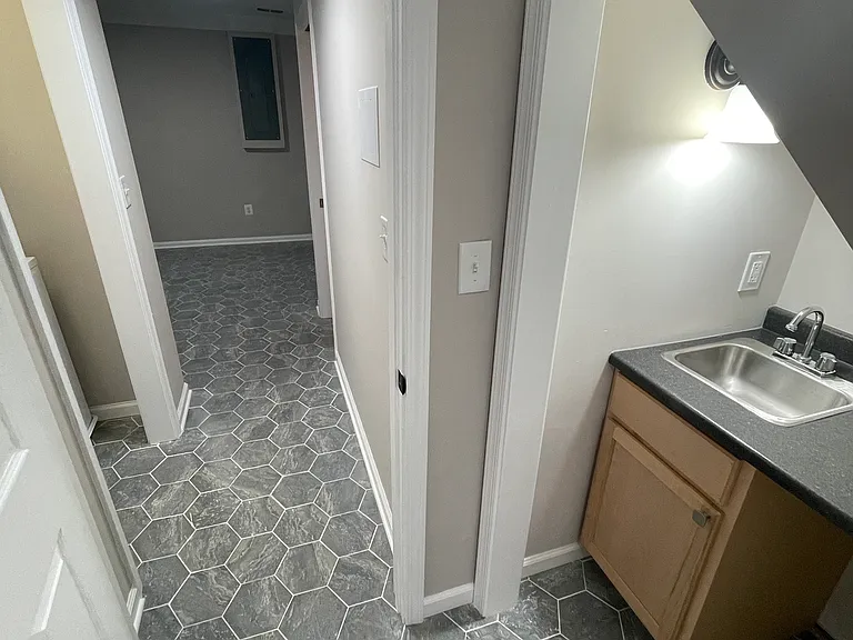 311 Lynn Manor Dr — Photo 3