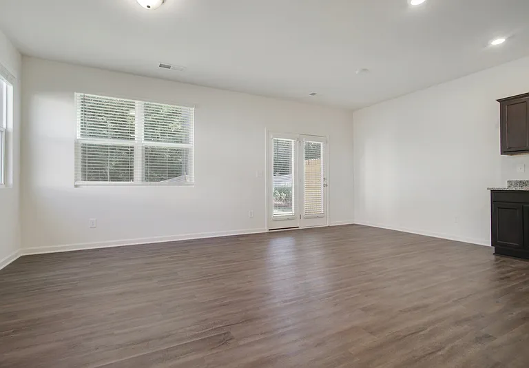 248 Grand Central Way — Photo 7