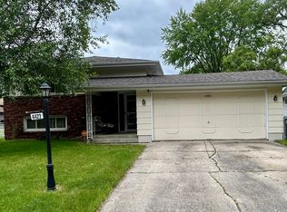4422 15th St, Hobart, IN 46342