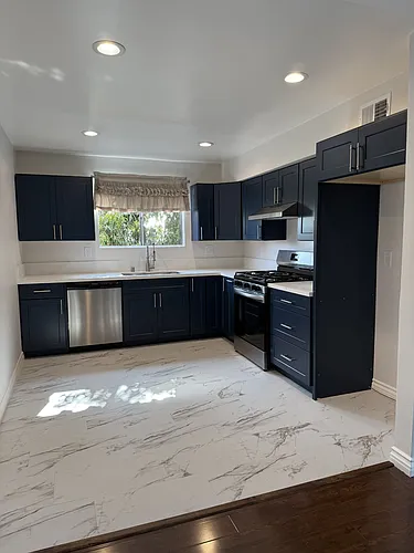 310 N Jackson St #301 Photo 1