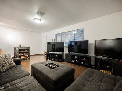 271 Greenbriar Townhouse Way #Townhouse, Las Vegas, NV, 89121