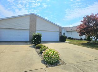 1731 Dogwood Dr, Crown Point, IN 46307