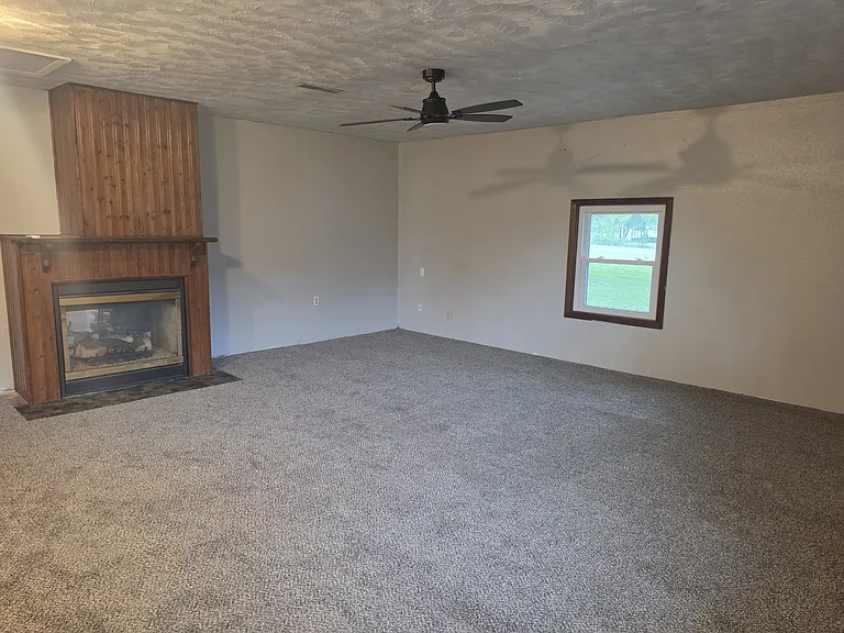 3807 Panorama Dr — Photo 16