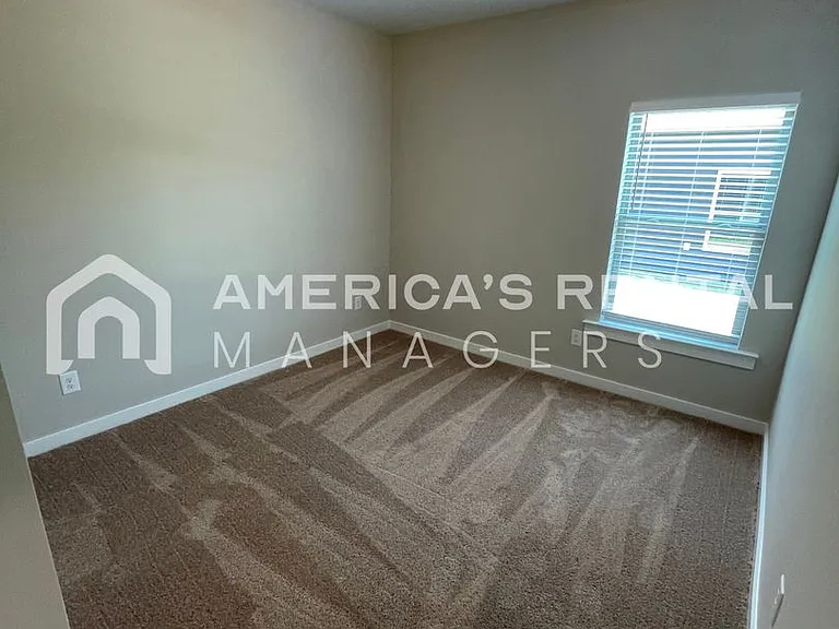 459 Troubadour Ln — Photo 23