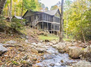 350 Celo Cove Dr, Burnsville, NC 28714