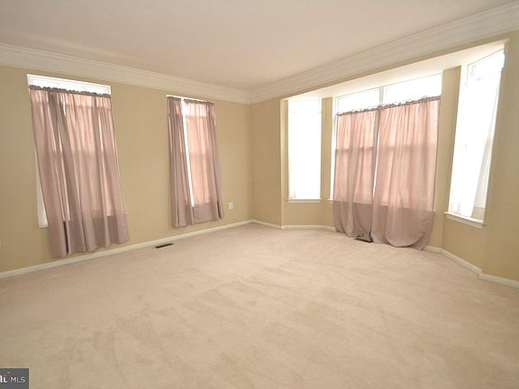 3rd image of 6317 Alderman Dr