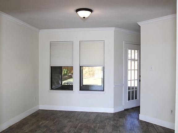 3rd image of 65 S Calla Lily Ct