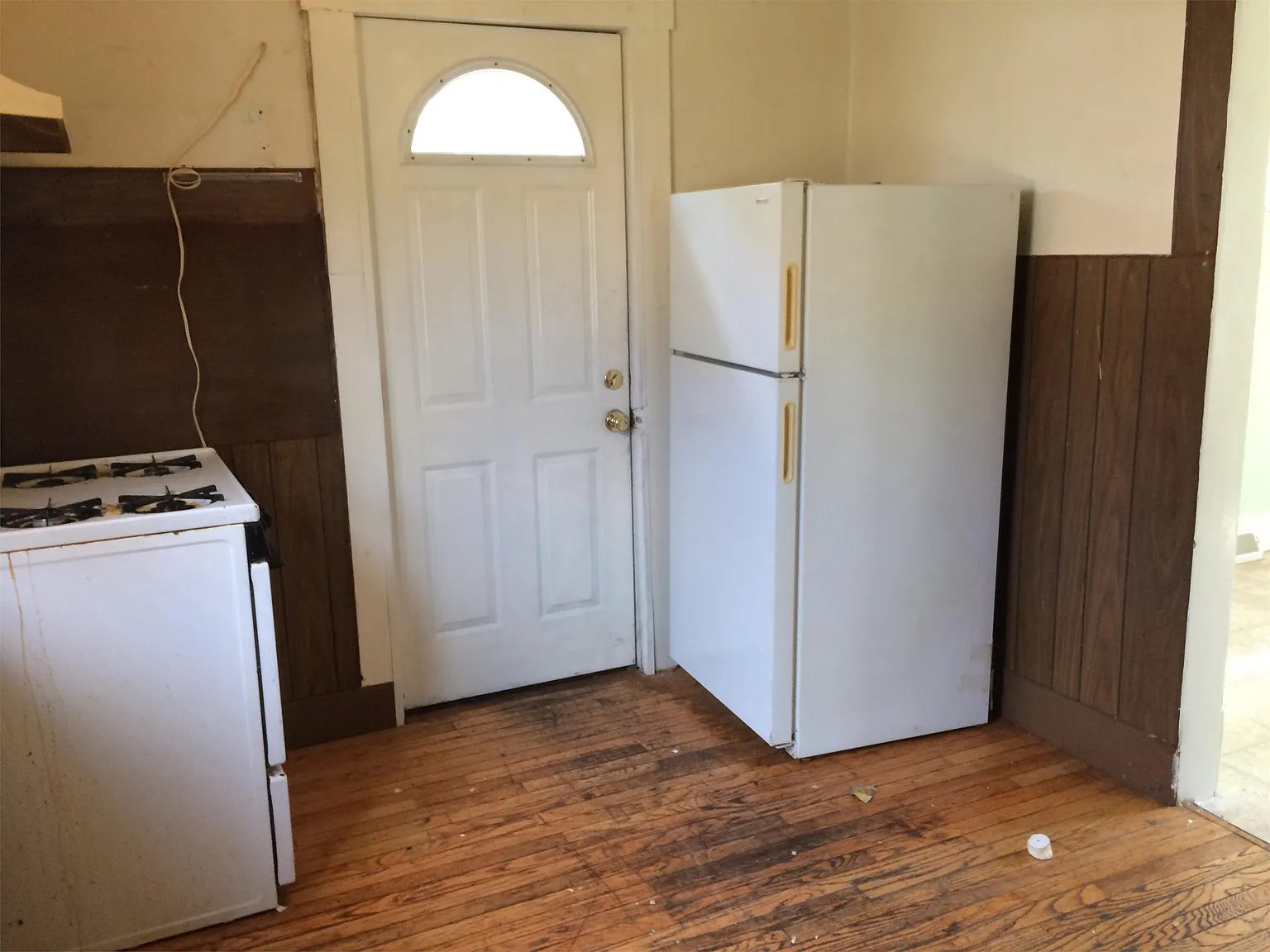 409 Norwood Ave - * — Photo 3