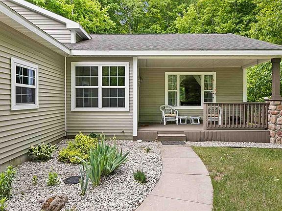 3rd image of 3342 Inland Oaks Dr S