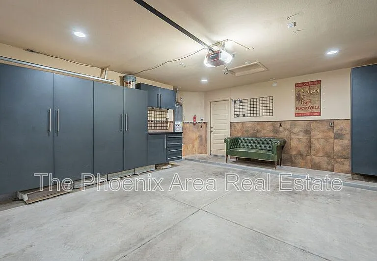 1125 W Macaw Dr — Photo 33