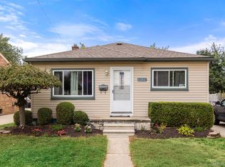 21639 Lange St, Saint Clair Shores, MI