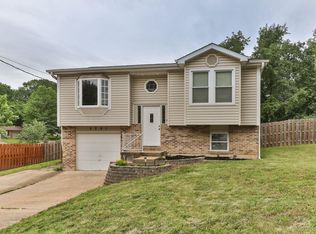 5281 Chippendale Ln, Imperial, MO 63052