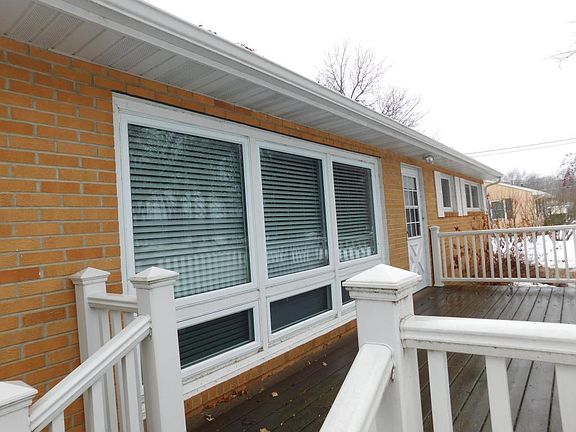 2nd image of 17396 Riverwood Dr