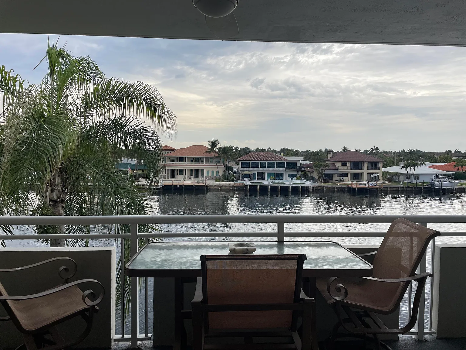 2 bed, 2.0 bath, 1070 sqft, $2,800 — Photo 2