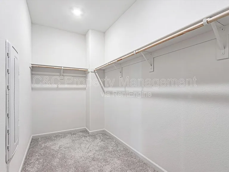 379 Lundy Pl — Photo 14