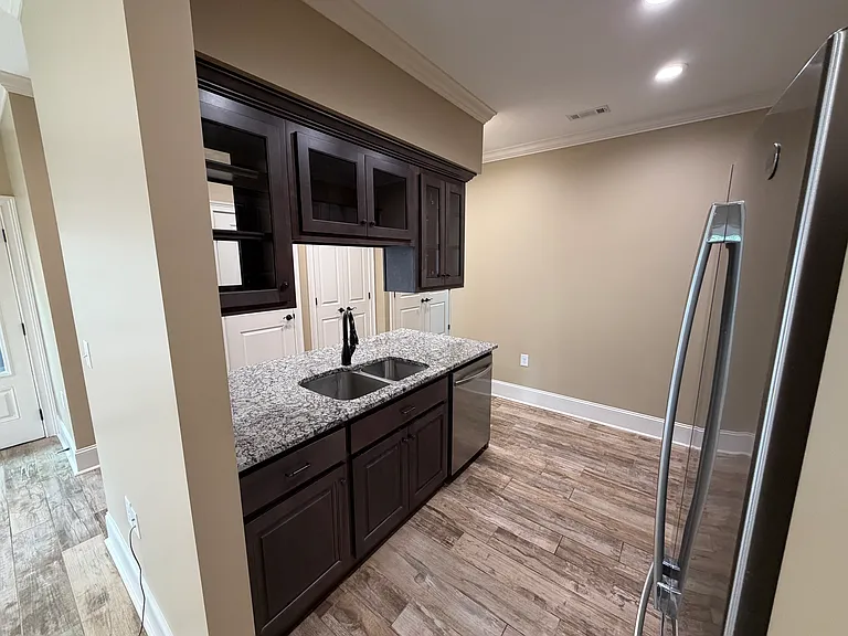 6 Charlton St NW #9 — Photo 17