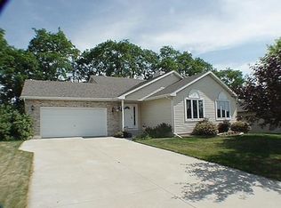 6322 Dominion Dr, Madison, WI 53718