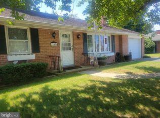 13406 Meadowview Ave, Waynesboro, PA 17268