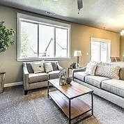 4 bed, 2.5 bath, 1858 sqft, $2,400 — Photo 4
