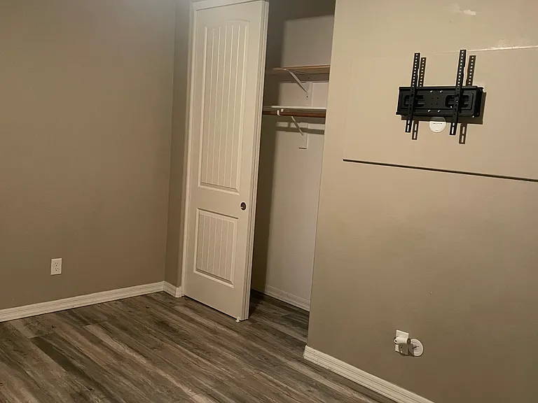 W Fir Tree Rd — Photo 20