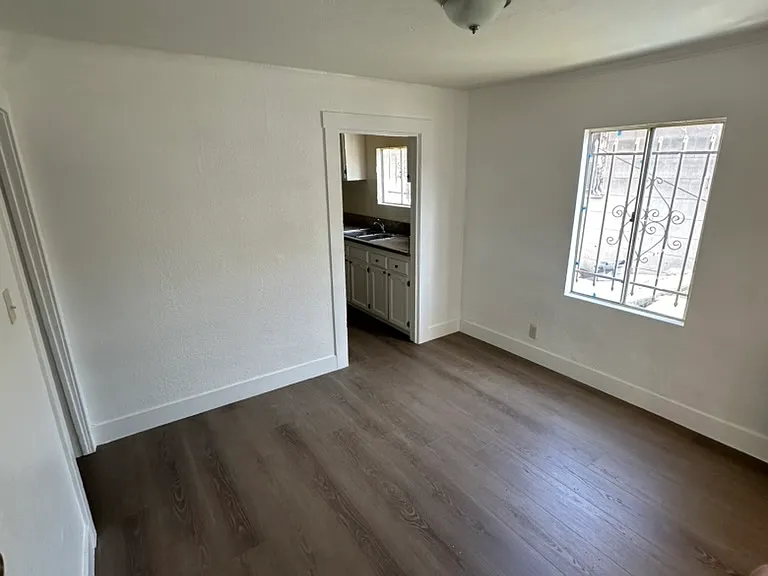 5504 S Van Ness Ave #5506 — Photo 6