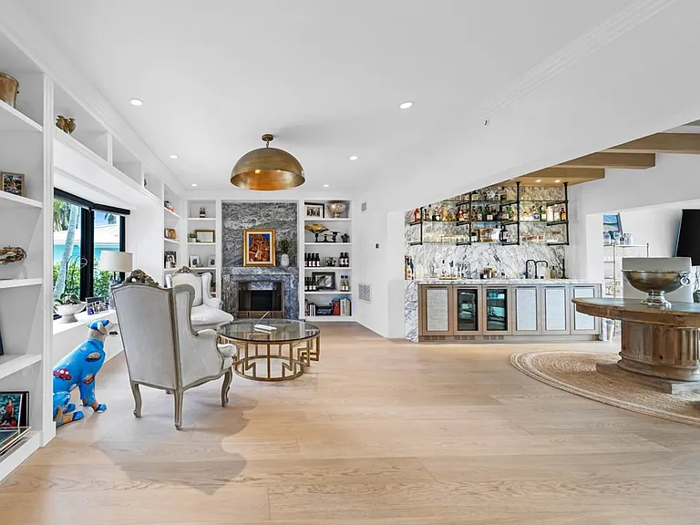 7500 Miami View Dr #SFH — Photo 27