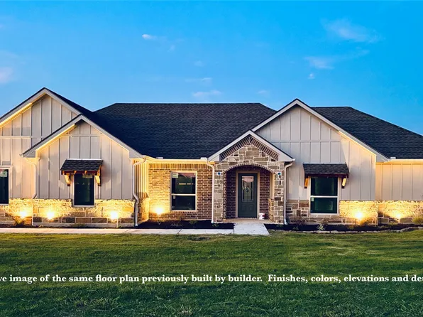 40 Grewing Dr, Muenster, TX 76252