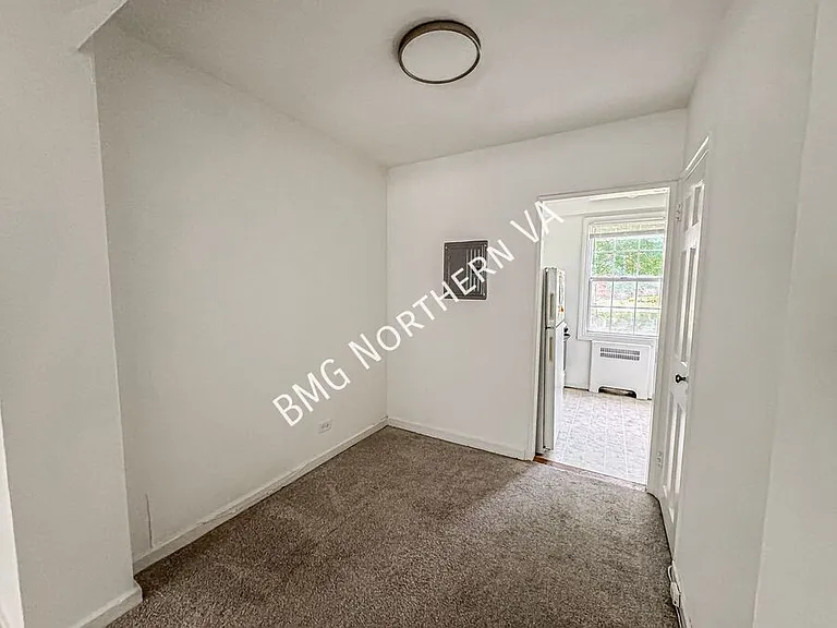 214 N George Mason Dr #1 — Photo 6