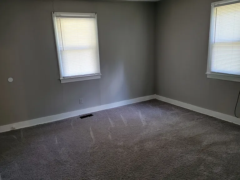 2061 W Sunrise Dr — Photo 13