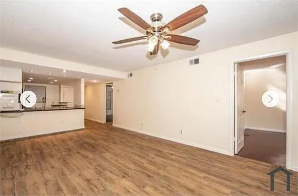 4941 Puritan Cir #4941 — Photo 8