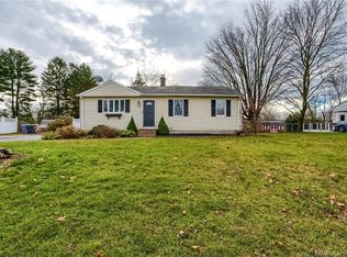 81 Farnham Rd, South Windsor, CT 06074