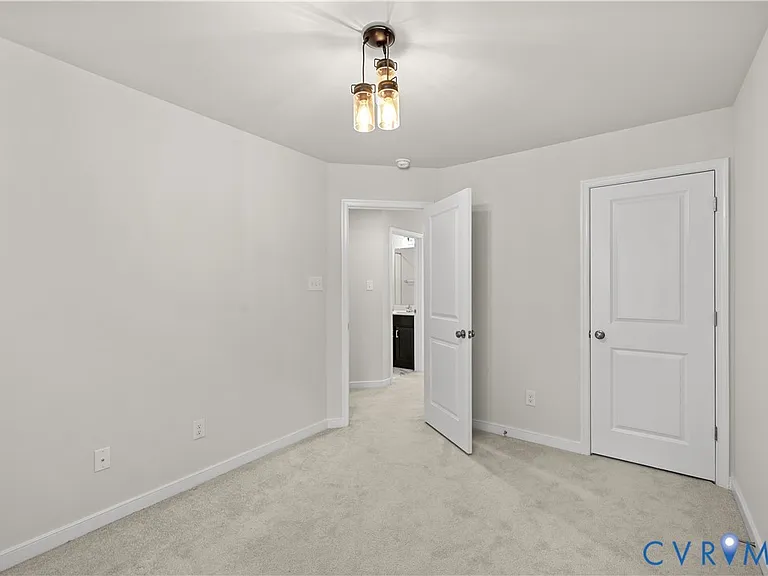 3372 Dewsberry Ln — Photo 16