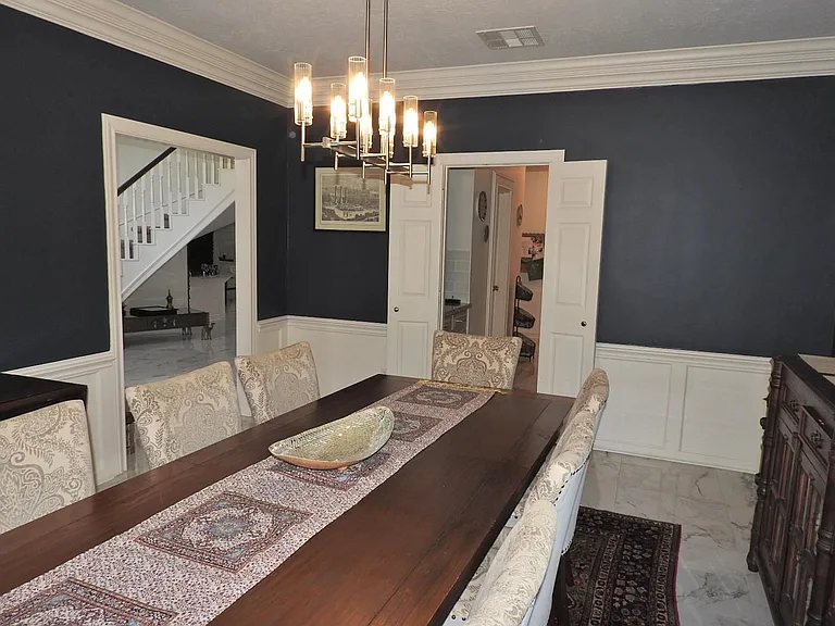 2319 Amber Springs Dr — Photo 9